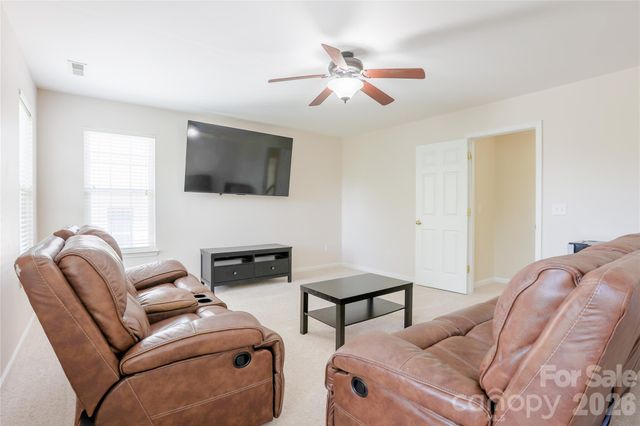 17233 Knoxwood Drive, Huntersville, NC 28078