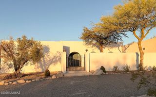 8262 E Camino Herradura, Tucson, AZ 85750