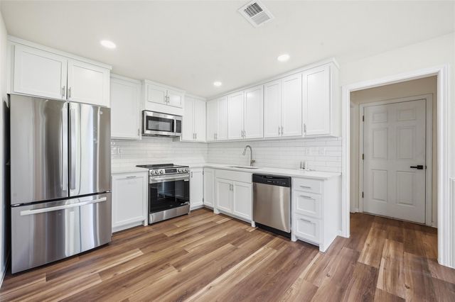 2519 Pepper Tree Circle, Mckinney, TX 75072