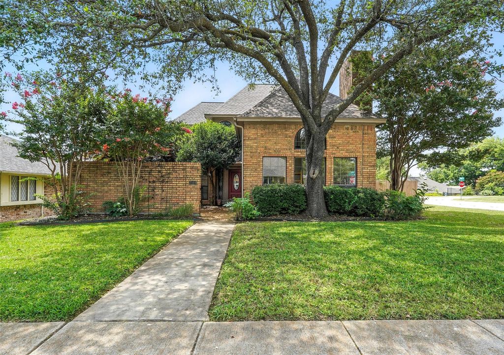 2519 Pepper Tree Circle, Mckinney, TX 75072