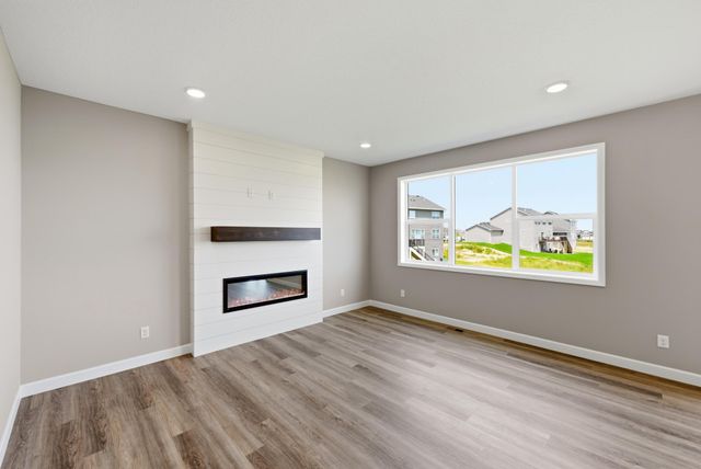 752 Rosebud Lane, Delano, MN 55328