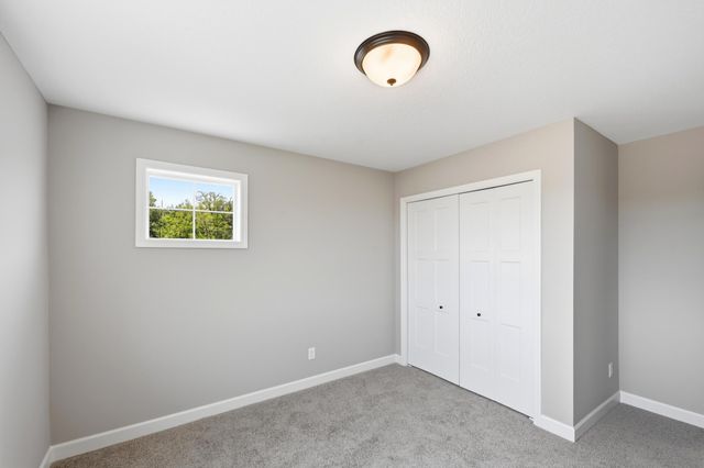 752 Rosebud Lane, Delano, MN 55328