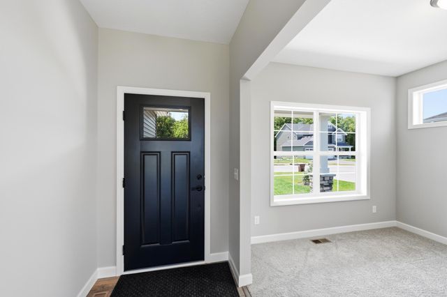 752 Rosebud Lane, Delano, MN 55328