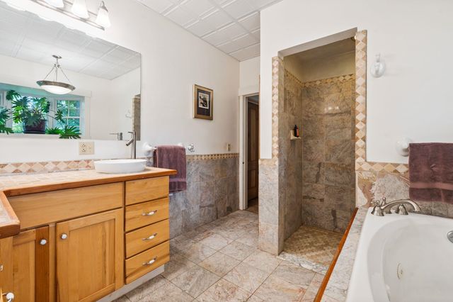 78 Penny Brook Road, Randolph, VT 05061