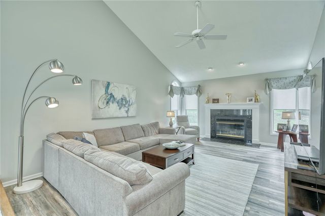 5 Woodrose Drive, Penfield, NY 14580