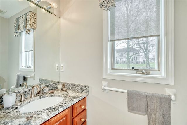 5 Woodrose Drive, Penfield, NY 14580