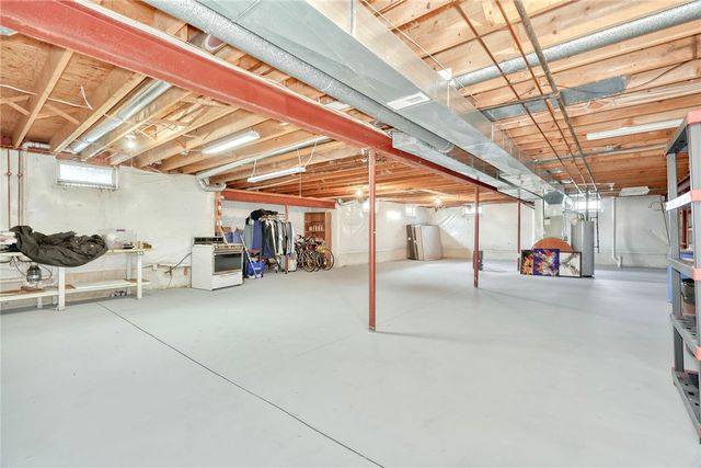 5 Woodrose Drive, Penfield, NY 14580