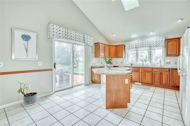 5 Woodrose Drive, Penfield, NY 14580