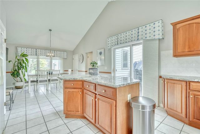 5 Woodrose Drive, Penfield, NY 14580