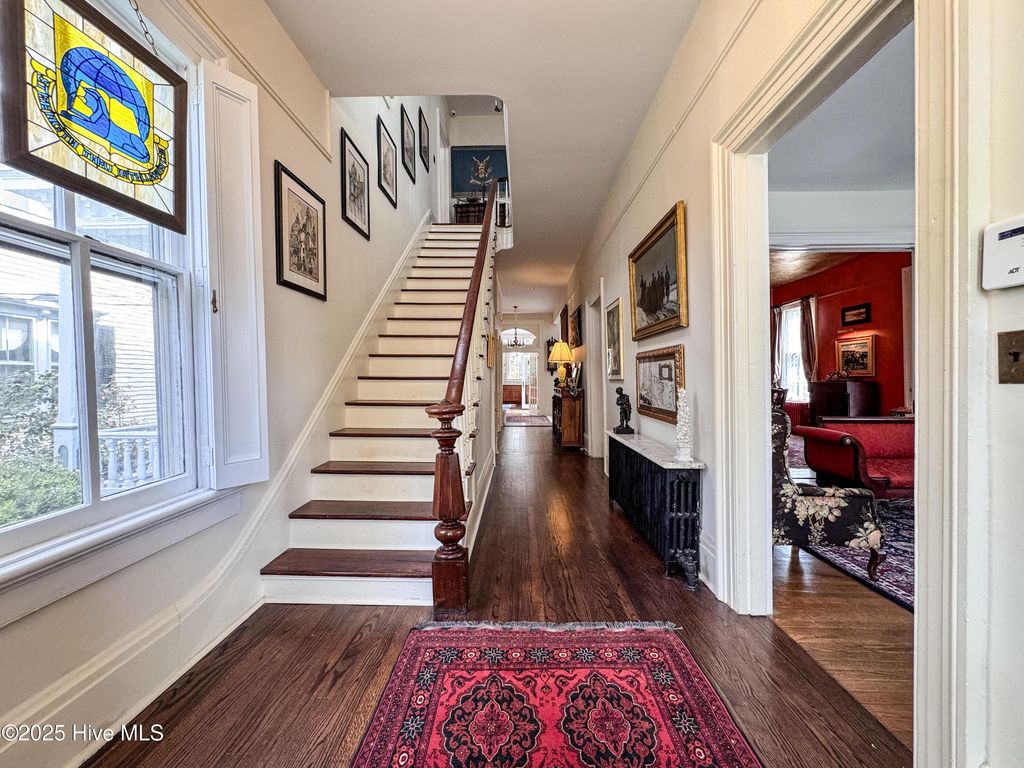 Image 17 of property listing at 111 S 4th Street, Wilmington, NC 28401