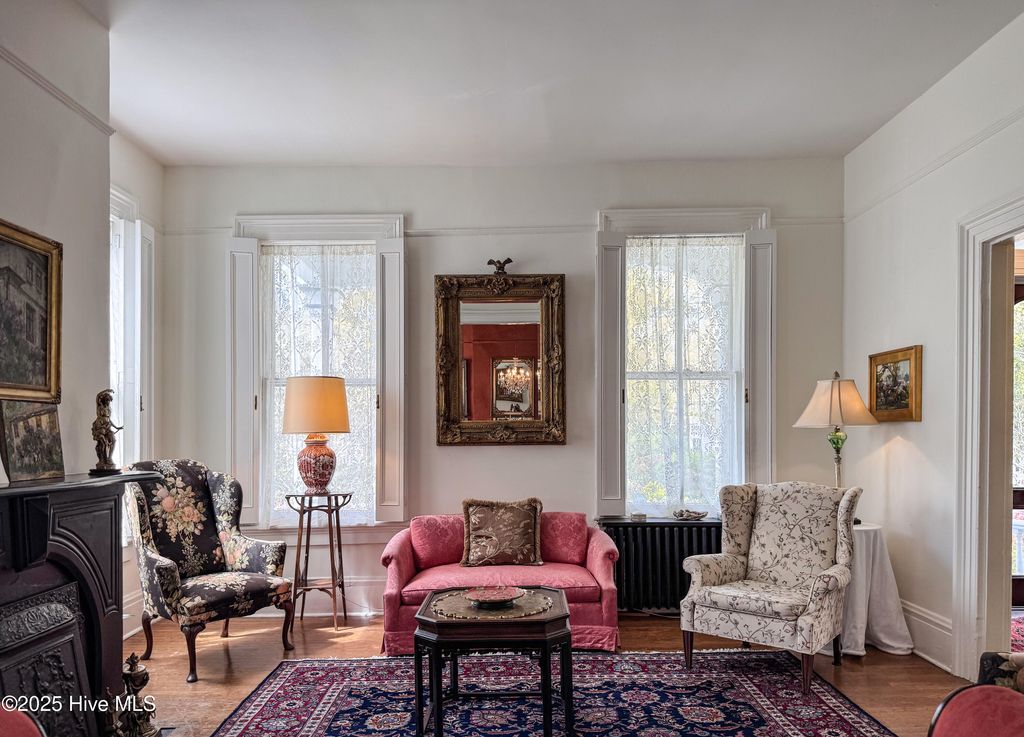 Image 19 of property listing at 111 S 4th Street, Wilmington, NC 28401