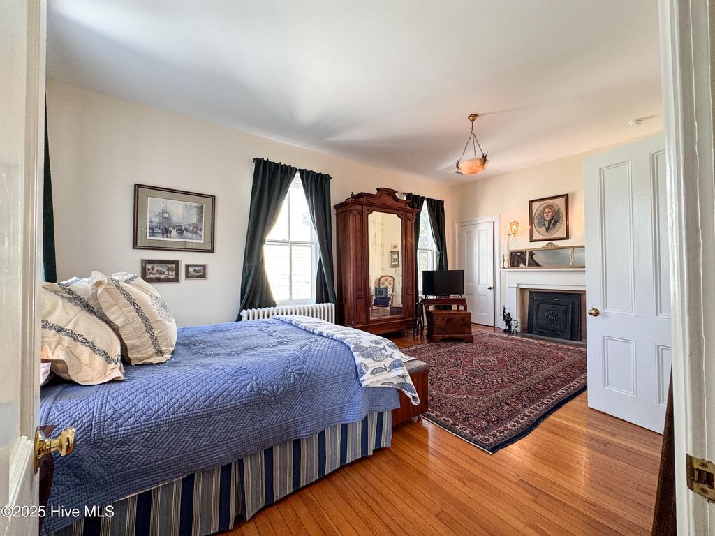 Image 66 of property listing at 111 S 4th Street, Wilmington, NC 28401