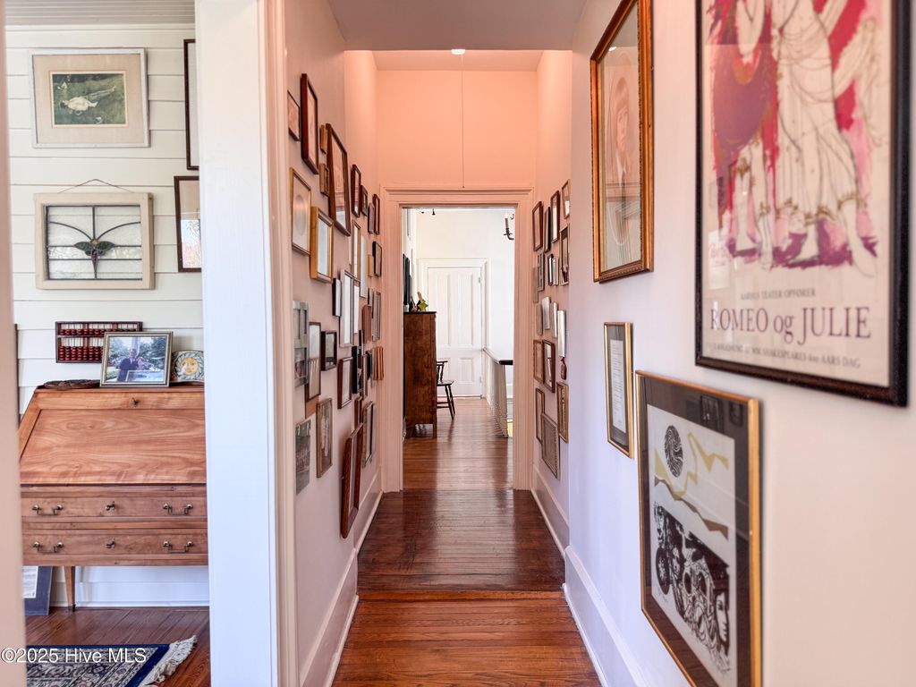 Image 72 of property listing at 111 S 4th Street, Wilmington, NC 28401