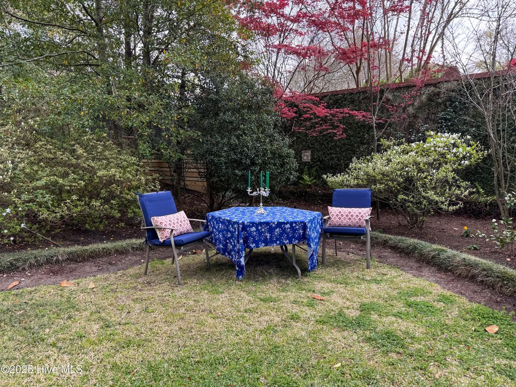 Image 89 of property listing at 111 S 4th Street, Wilmington, NC 28401