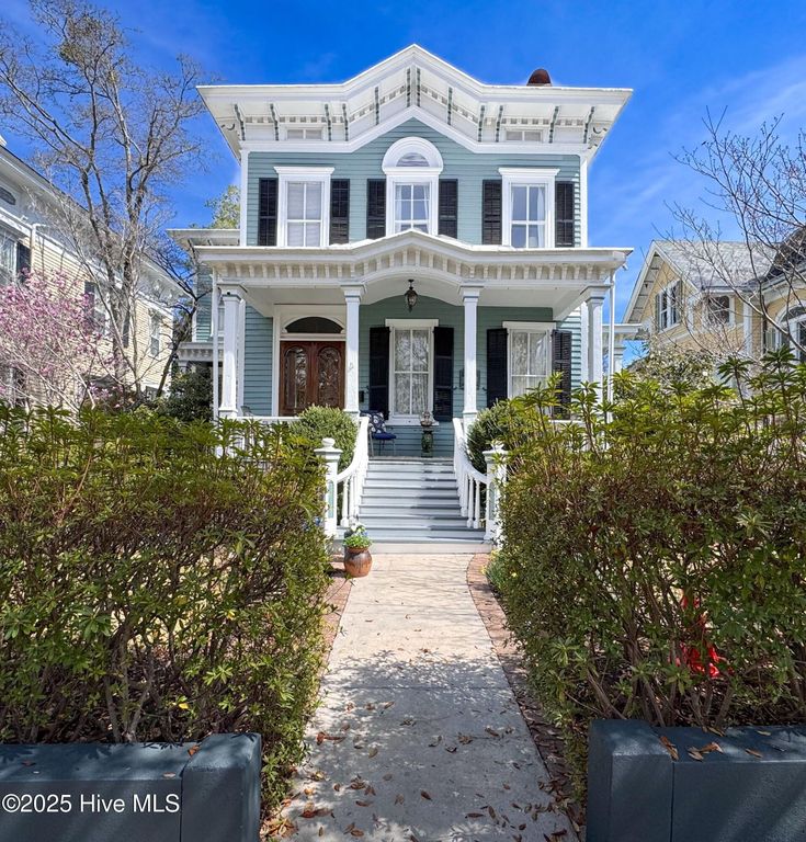 Image 95 of property listing at 111 S 4th Street, Wilmington, NC 28401