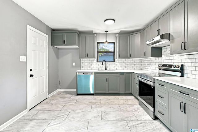 3213 VIRGINIA DRIVE, Hueytown, AL 35023