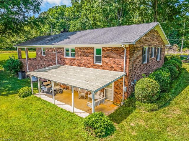 3323 Rockford Road, Dobson, NC 27017