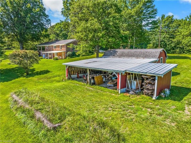 3323 Rockford Road, Dobson, NC 27017