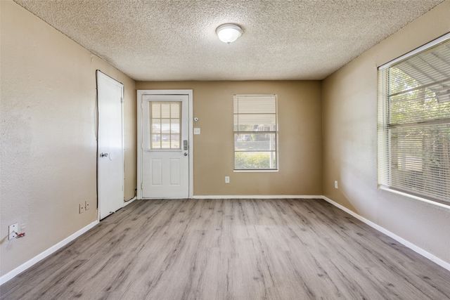8100 Doreen Avenue, Fort Worth, TX 76116