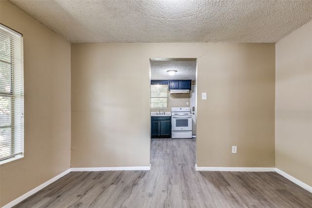 8100 Doreen Avenue, Fort Worth, TX 76116
