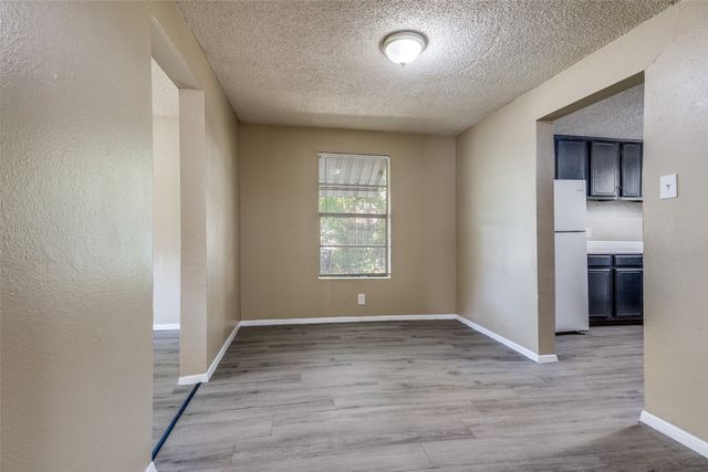 8100 Doreen Avenue, Fort Worth, TX 76116