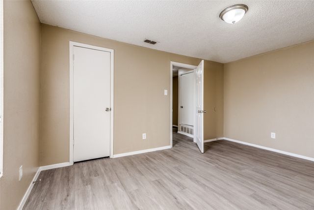 8100 Doreen Avenue, Fort Worth, TX 76116