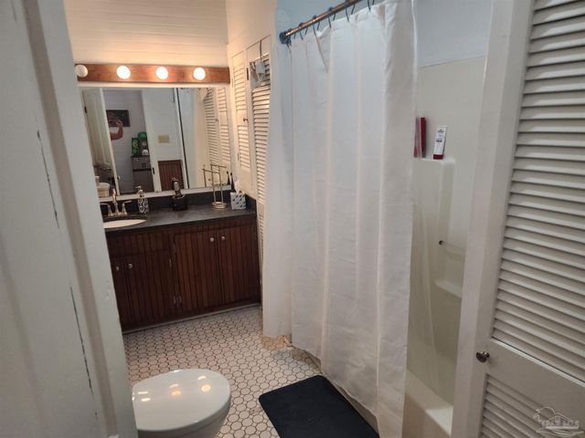 1523 E Moreno St, Pensacola, FL 32503