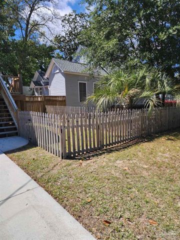 1523 E Moreno St, Pensacola, FL 32503