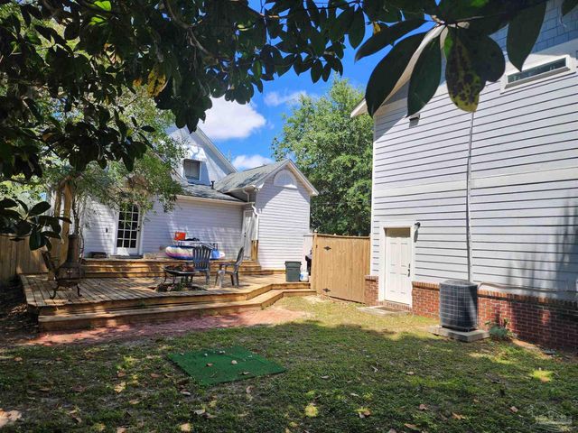 1523 E Moreno St, Pensacola, FL 32503