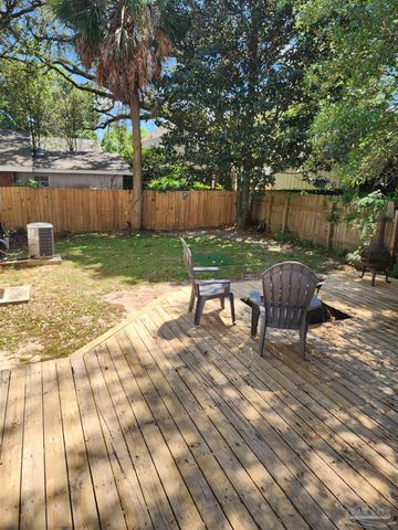 1523 E Moreno St, Pensacola, FL 32503