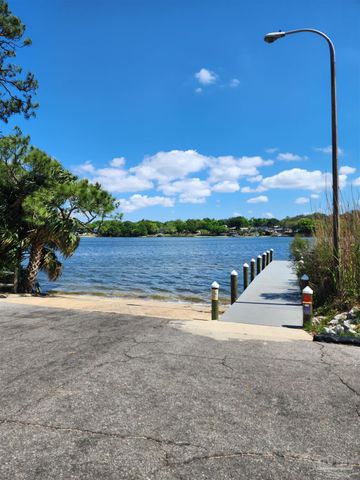 1523 E Moreno St, Pensacola, FL 32503