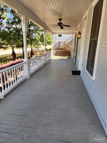 1523 E Moreno St, Pensacola, FL 32503