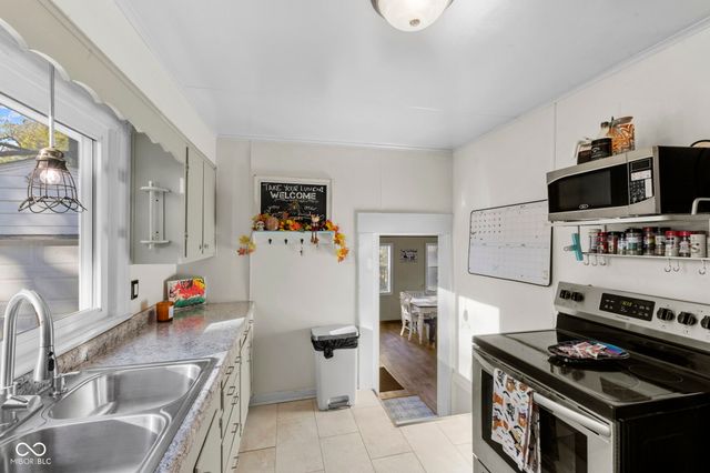 46 National Avenue, Indianapolis, IN 46227