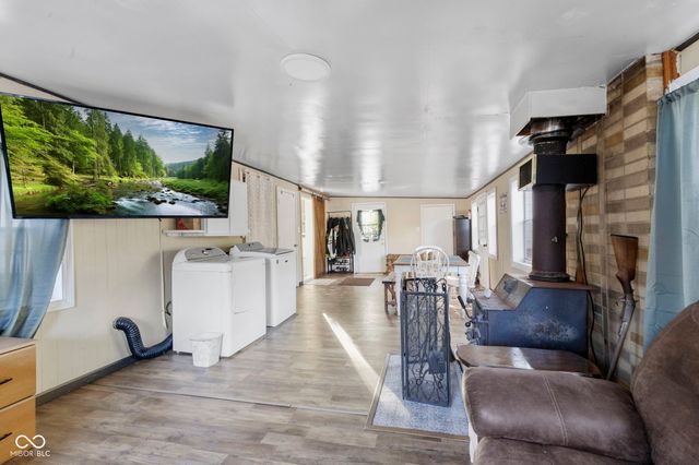 46 National Avenue, Indianapolis, IN 46227