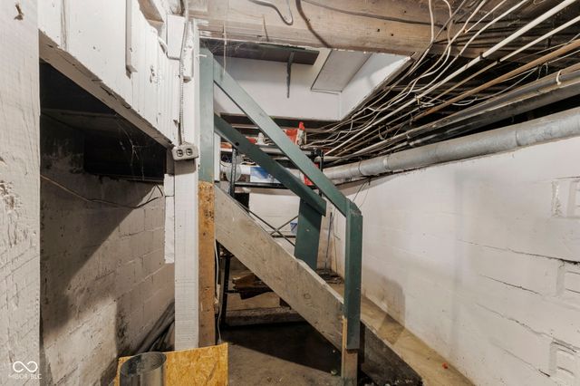 46 National Avenue, Indianapolis, IN 46227