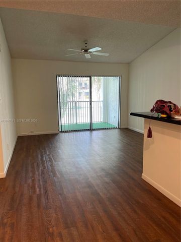 510 S Park Rd 22-10, Hollywood, FL 33021