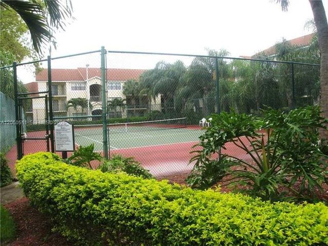 510 S Park Rd 22-10, Hollywood, FL 33021