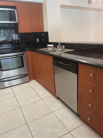 510 S Park Rd 22-10, Hollywood, FL 33021