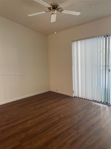 510 S Park Rd 22-10, Hollywood, FL 33021