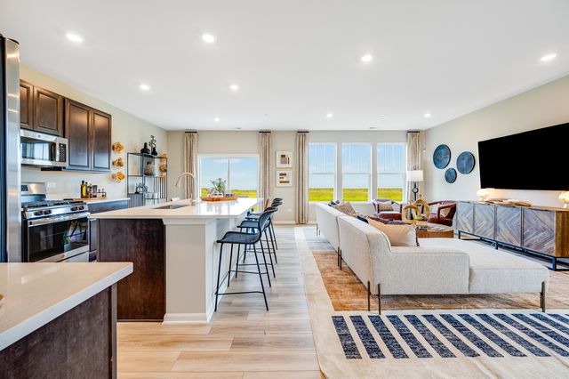 283 Red Oak Circle, Volo, IL 60020