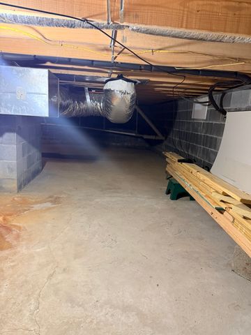 1355 Highland Ln, Crossville, TN 38555