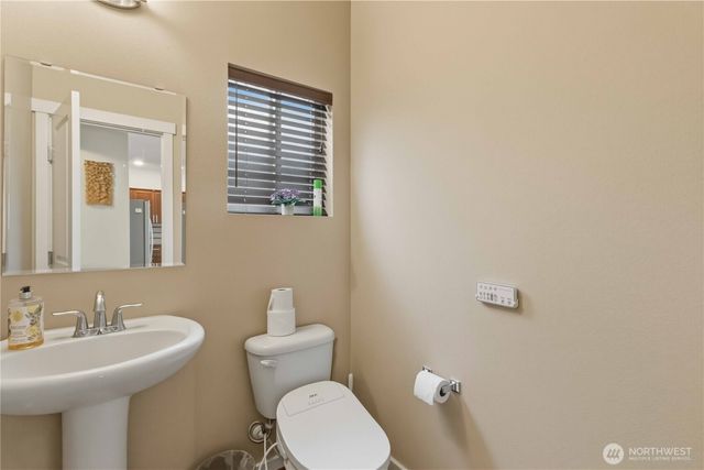 6338 Victoria Avenue SE, Auburn, WA 98092