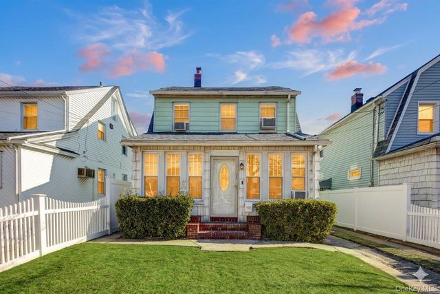 8991 215th Place, Queens Village, NY 11427