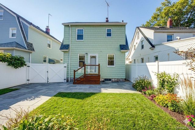 8991 215th Place, Queens Village, NY 11427