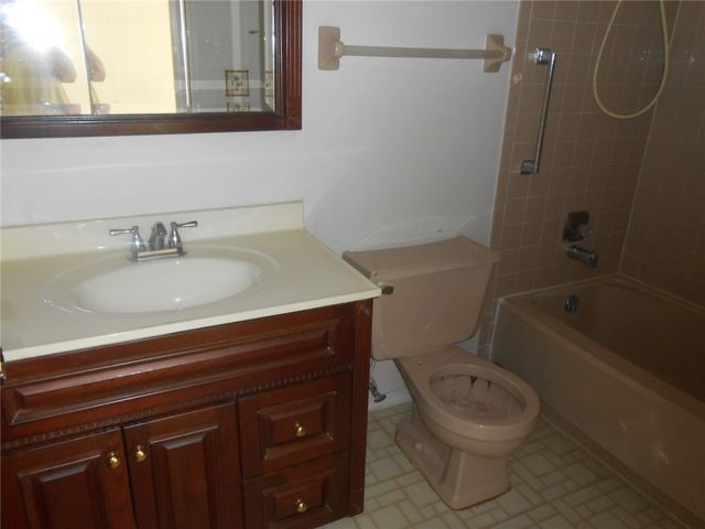 5778 Waynegate Road, Huber Heights, OH 45424