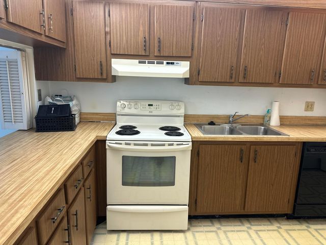 4310 S Landar Drive, Lake Worth, FL 33463