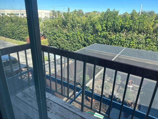 4310 S Landar Drive, Lake Worth, FL 33463