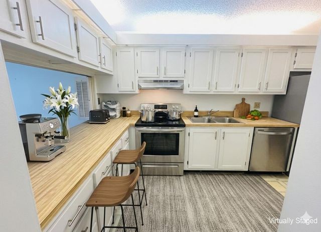 4310 S Landar Drive, Lake Worth, FL 33463