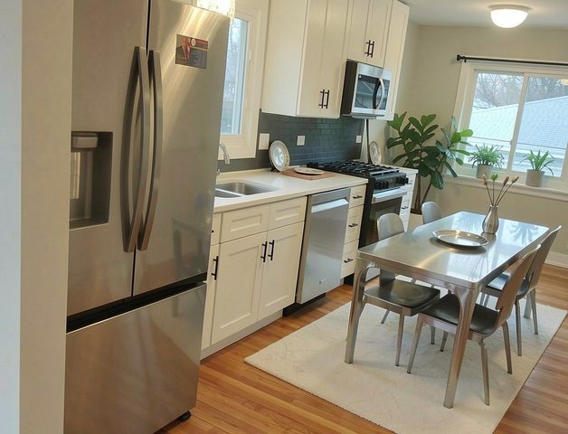 650 Greenbay Avenue, Calumet City, IL 60409