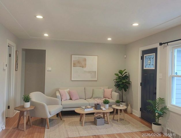 650 Greenbay Avenue, Calumet City, IL 60409